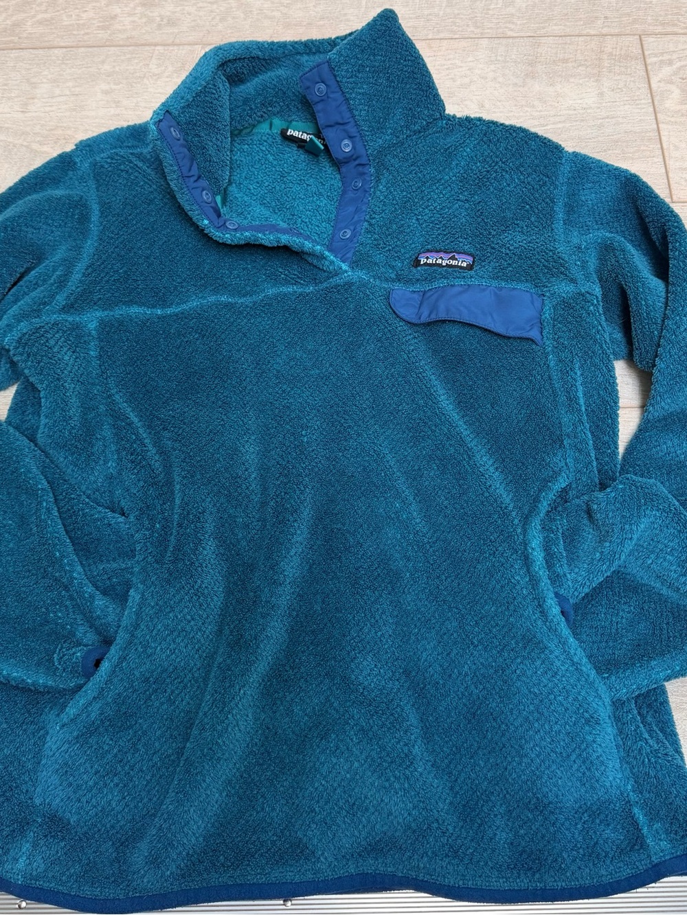 Patagonia Teal and Royal Blue Plush Fleece Pullover